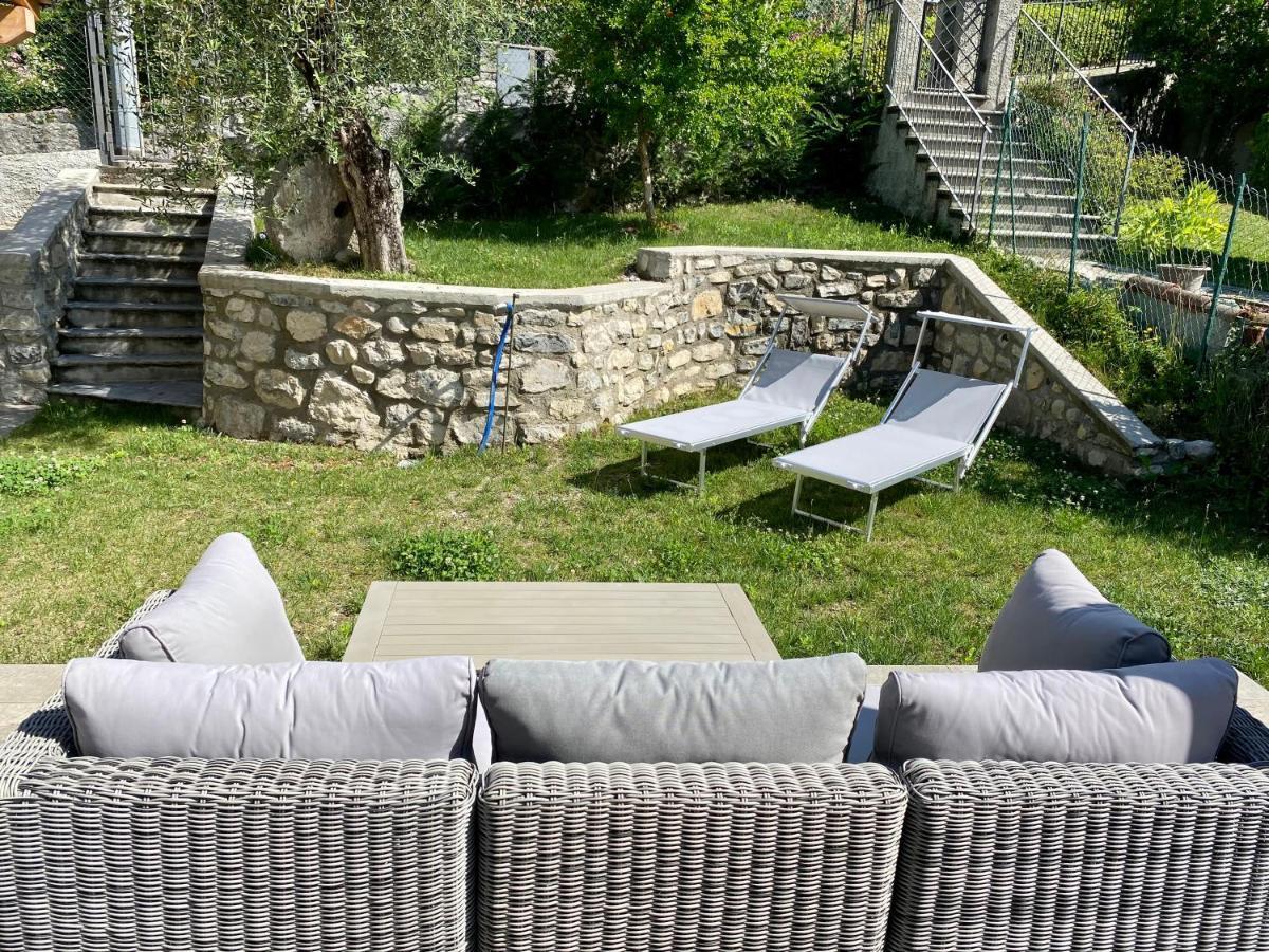 Villa Lora Villa, With View Ossuccio