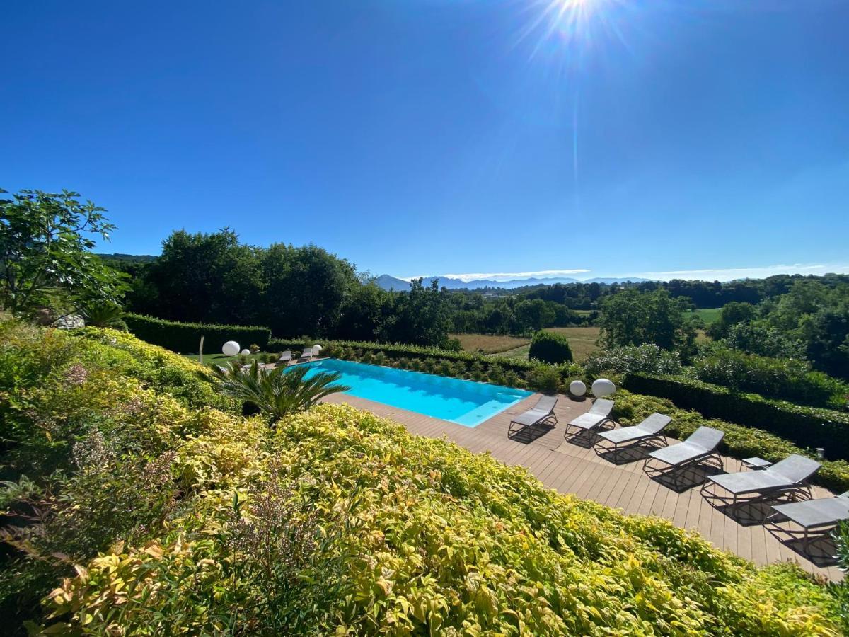 Casale Raffaello Guest house *