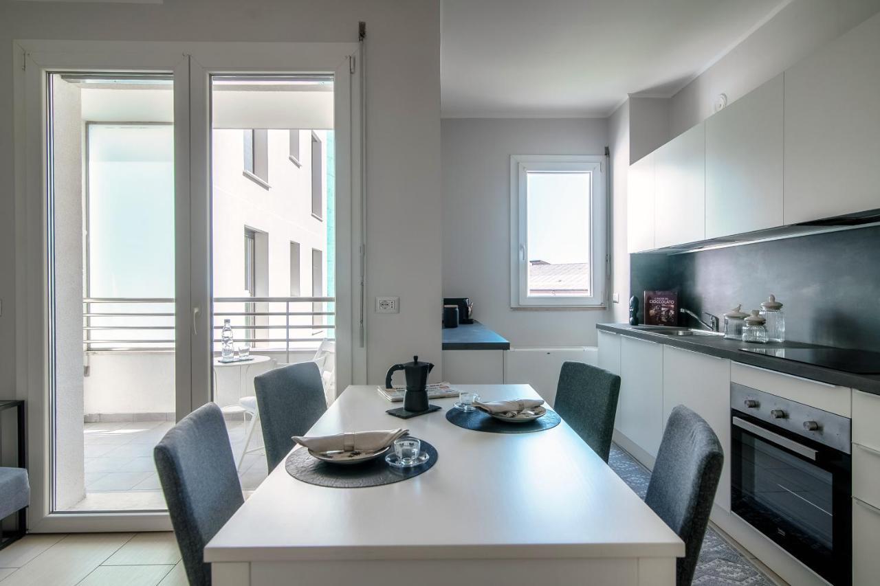 Spacious Joivy Apt In Stunning Como