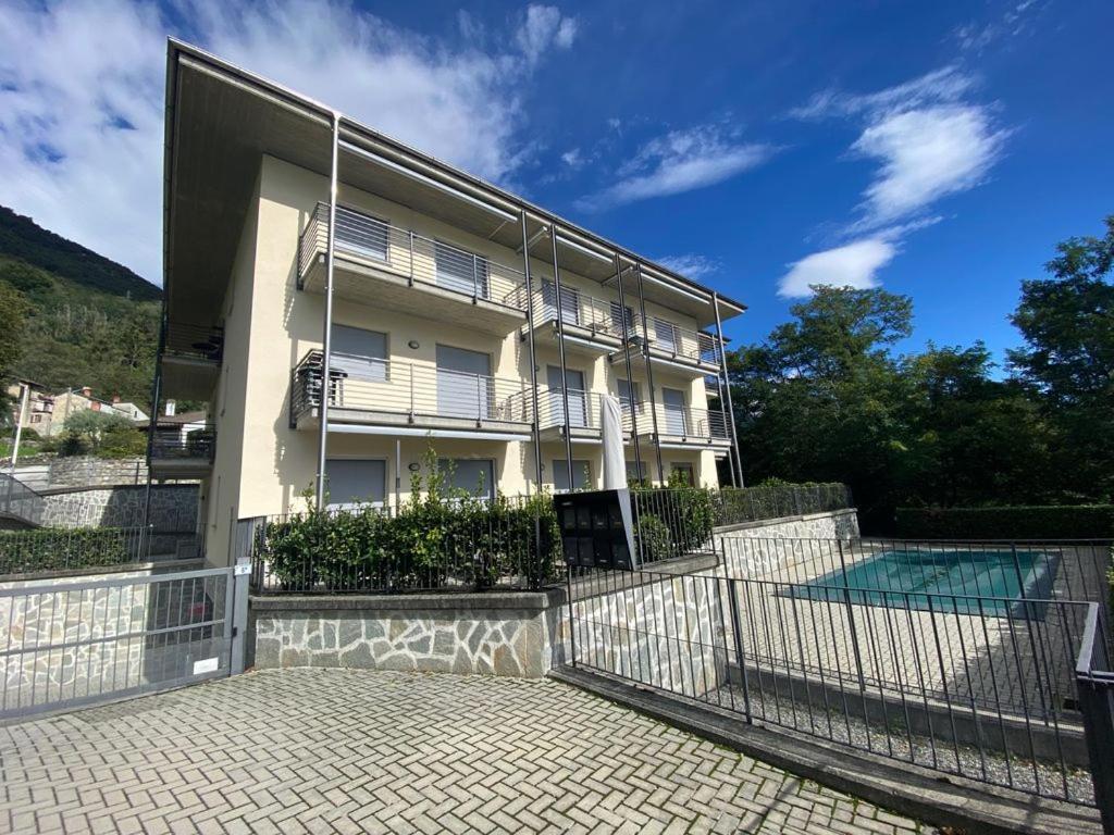 Modern In With Pool Apartment *