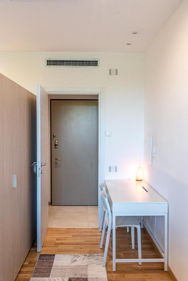 Mono 80 Apartment Como