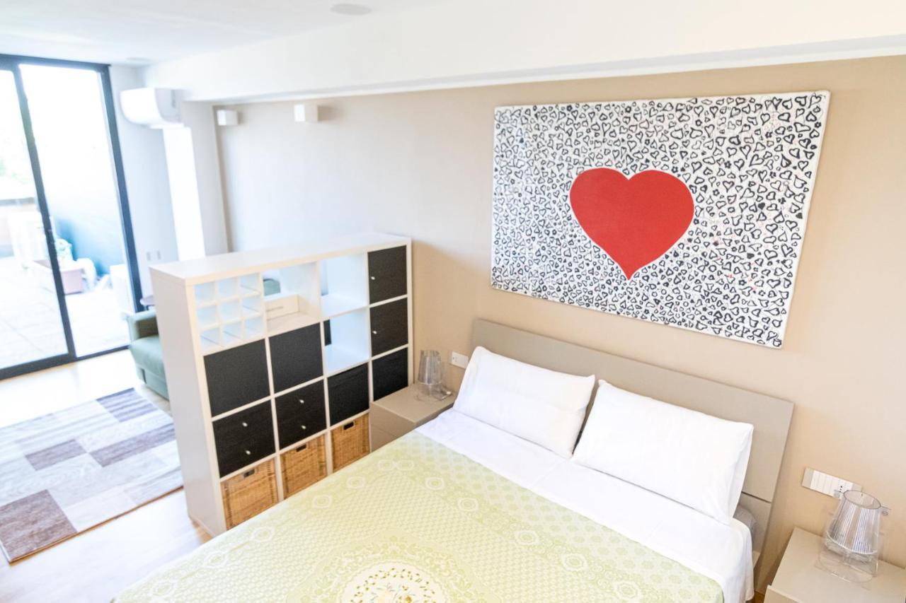 Apartment Mono 80 *