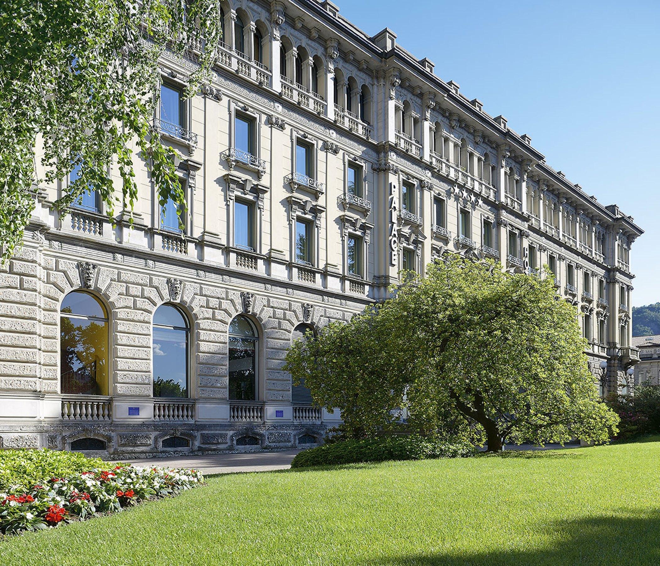 Palace 4*