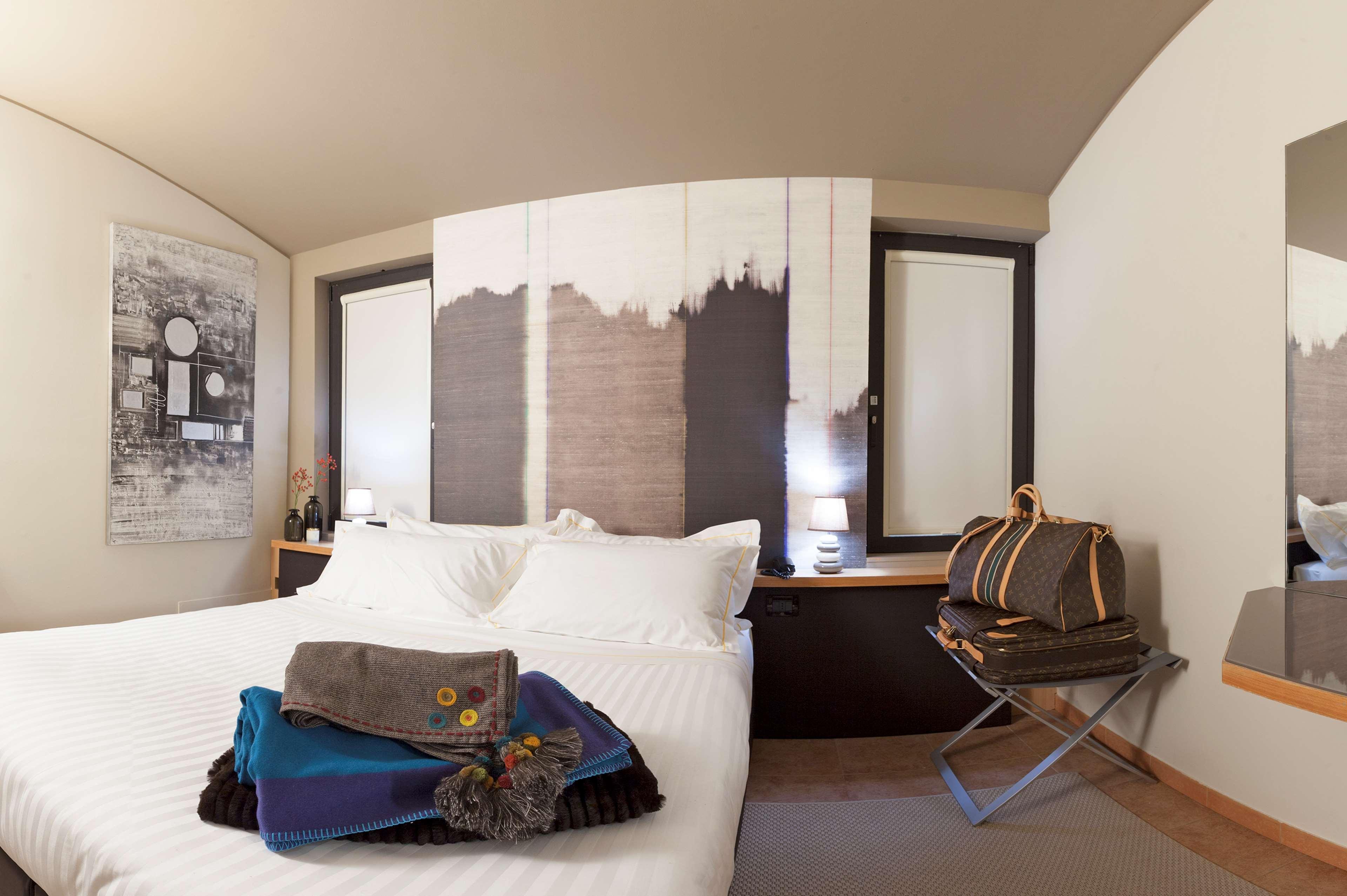 Western Hotel&co 4*
