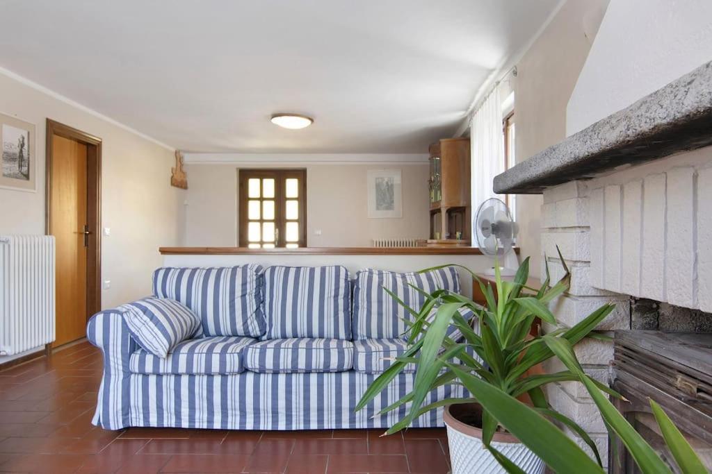 Apartment Eden Jacuzzi Pool & Private Parking