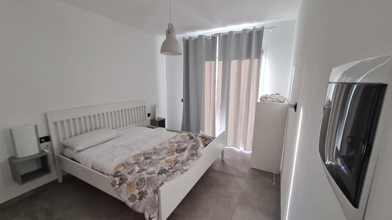 I Laghee Casette Breva E Tivano -garden-parking-lake View - Bike Friendly House