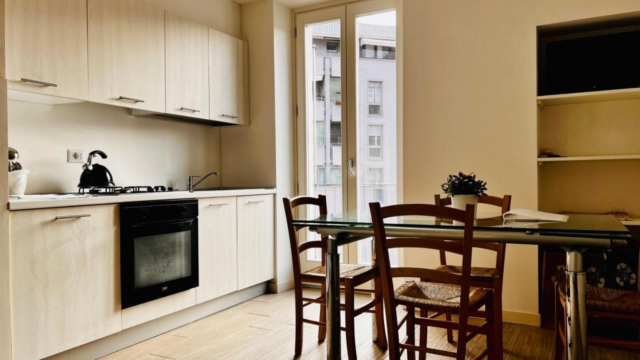 Apartment Meschihouse - Da Vinci 35 Lecco