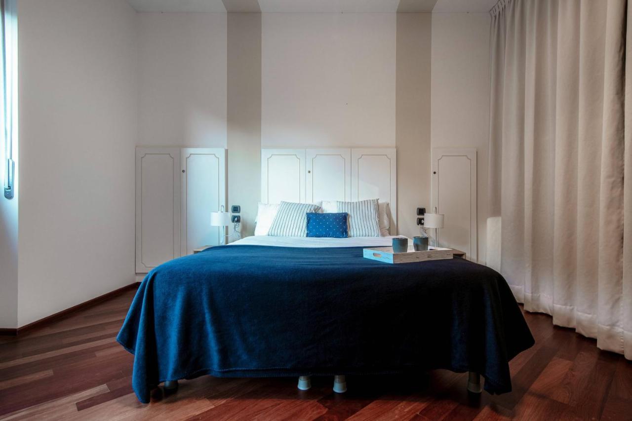 Blue Mood - By Myhomeincomo Apartment *