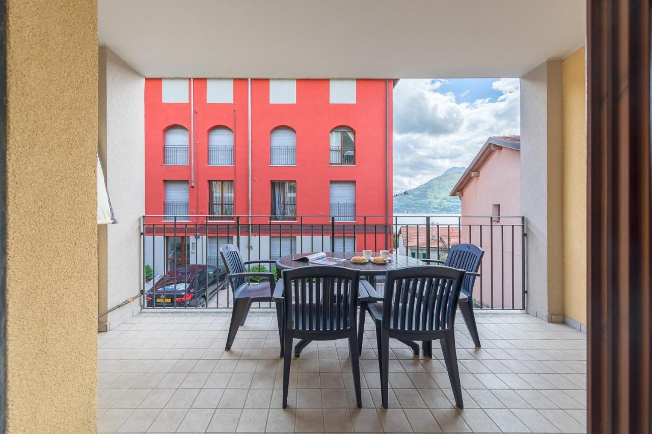 One-bedroom Terrace Apartment *
