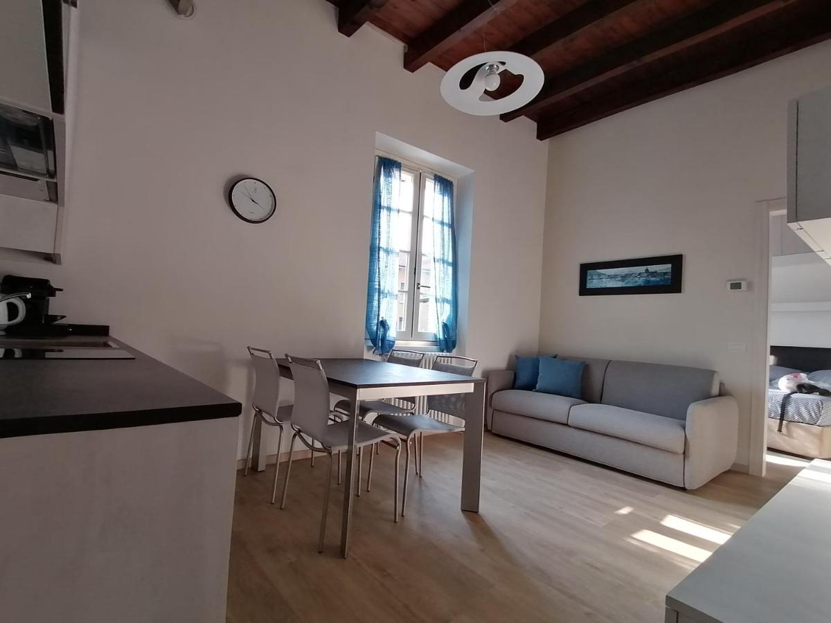 Your In Apartment Como