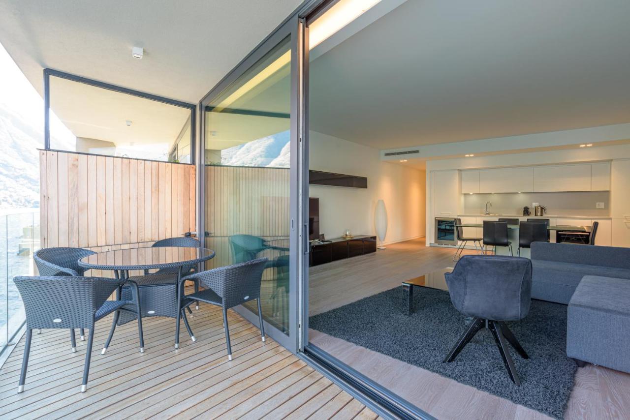 Lakefront Private Parking And Pool *