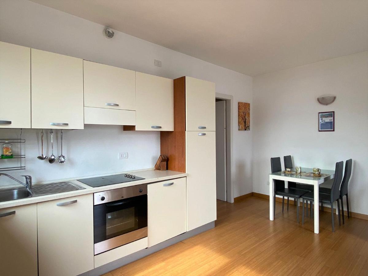 The Silver With Terrace View Apartment Argegno