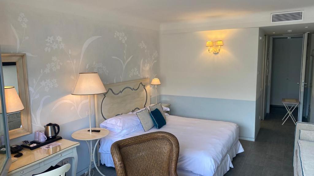 Hotel Aurora Lezzeno