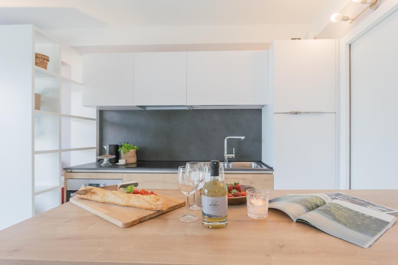 Misultin House & Swimming Pool, Luxury In By Rent Apartment *
