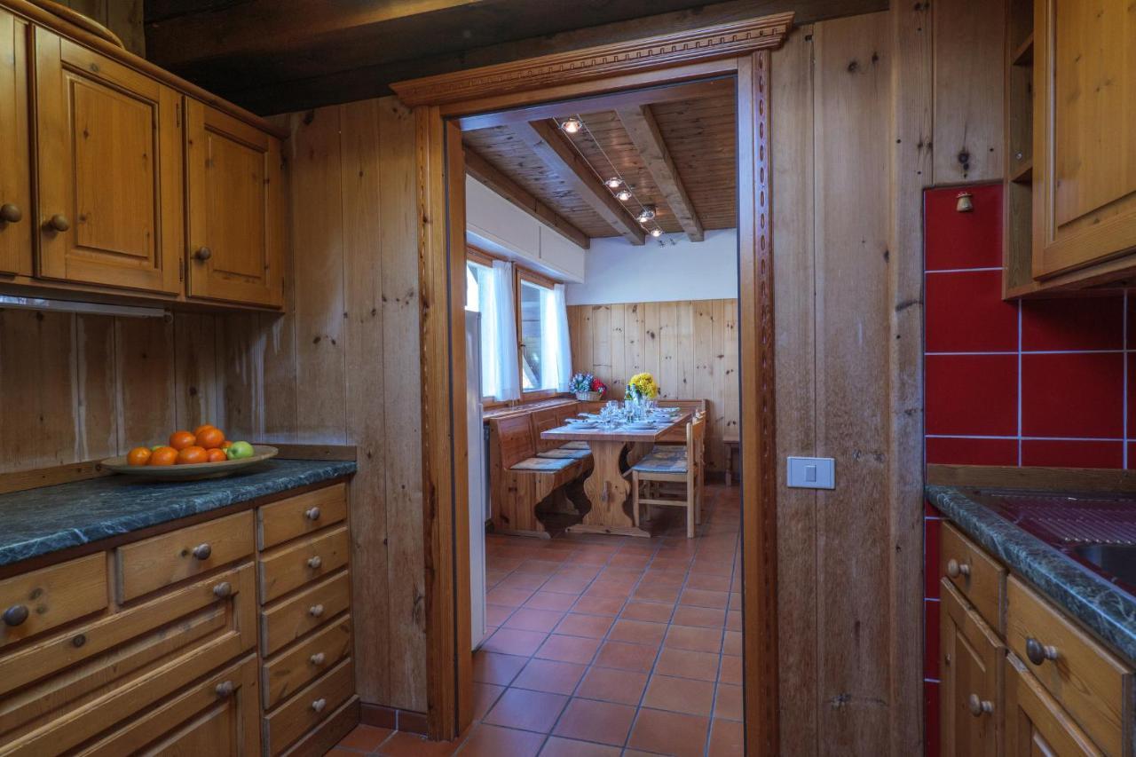 Carlo Apartment