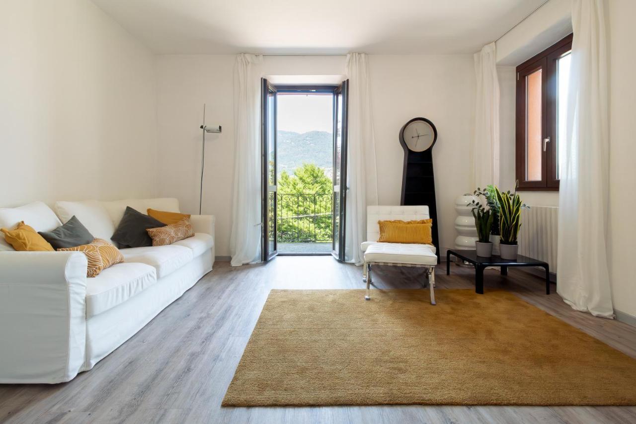 L Lake Apartment