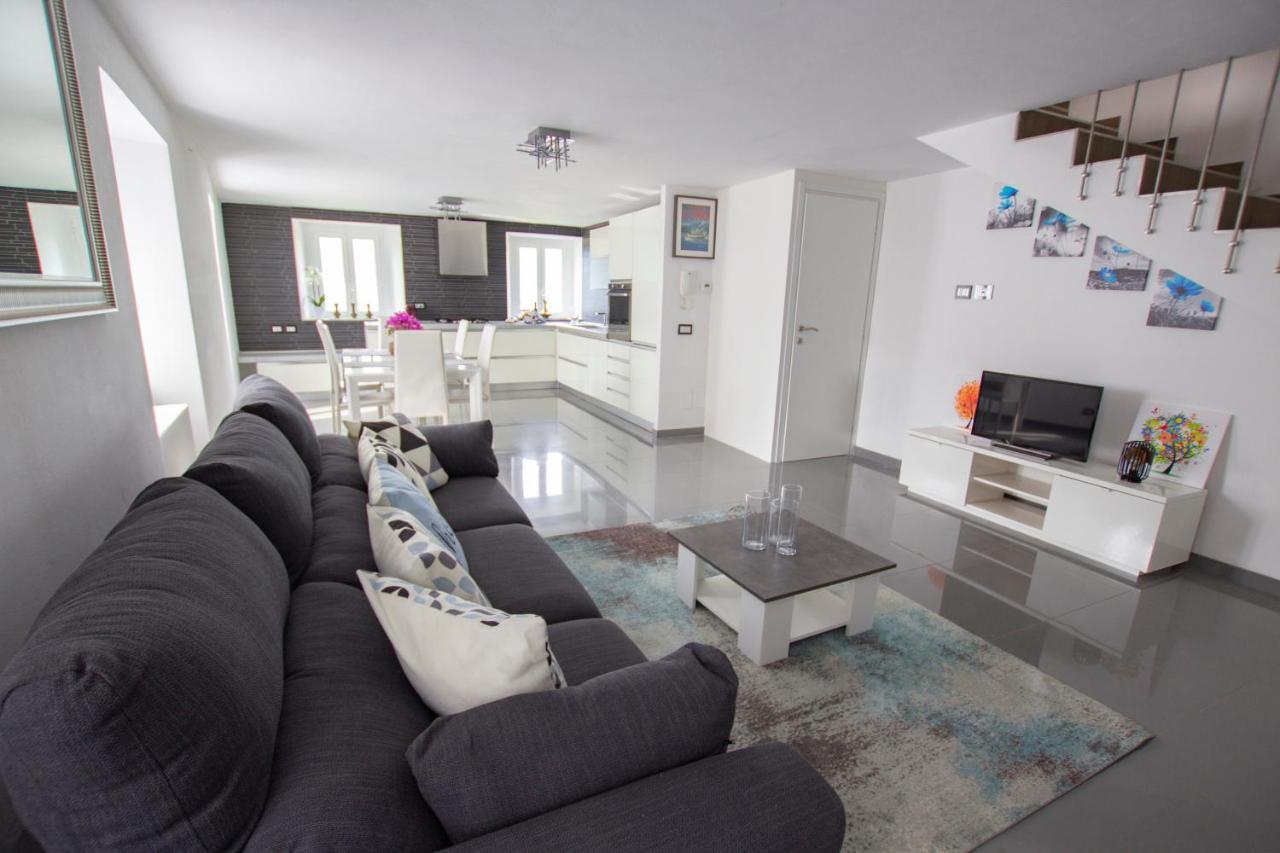 Ca' Lisa E Sofia Apartment *
