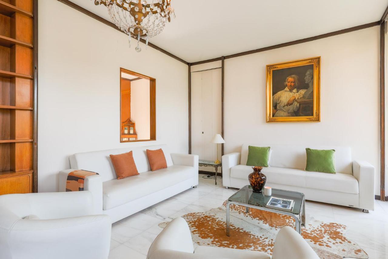 Piazza Cavour View - Bymyhomeincomo