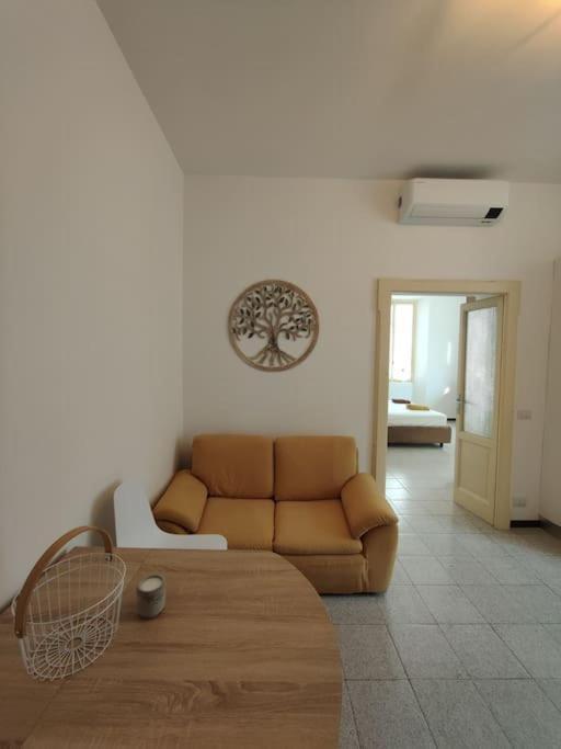 Casa J * Como