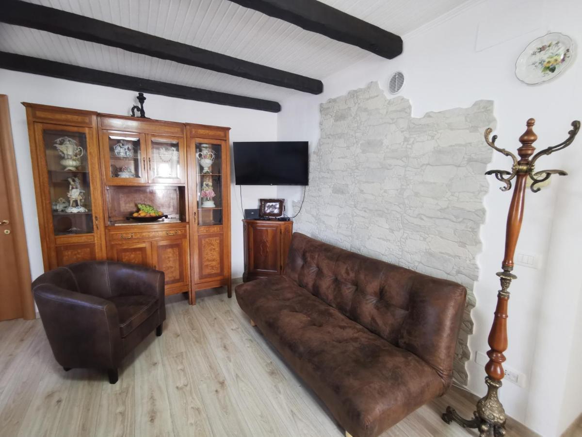 With Parking Near The Historical Center * Bellano