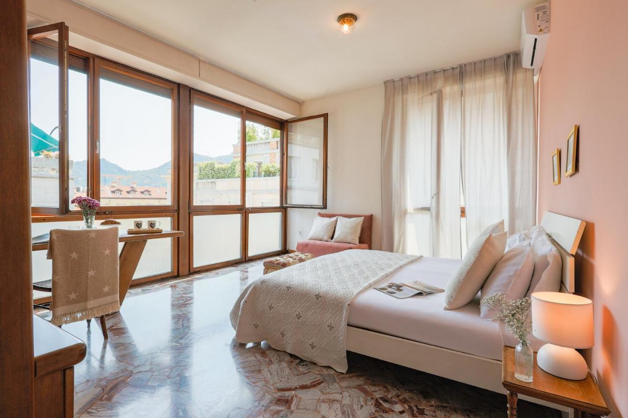Piazza Cavour View - Bymyhomeincomo Apartment *