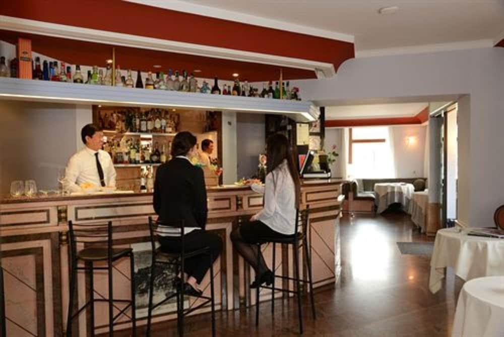 Metropole Suisse Hotel 4*