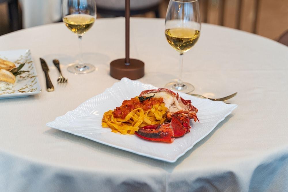 Western Leonardo Da Vinci 4* Erba
