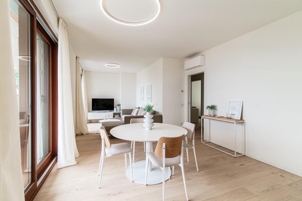 Apartment Bella Li - By Myhomeincomo *