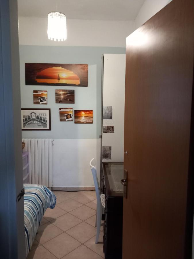 Homestay Cozy Single In A Period Property Albese Con Cassano