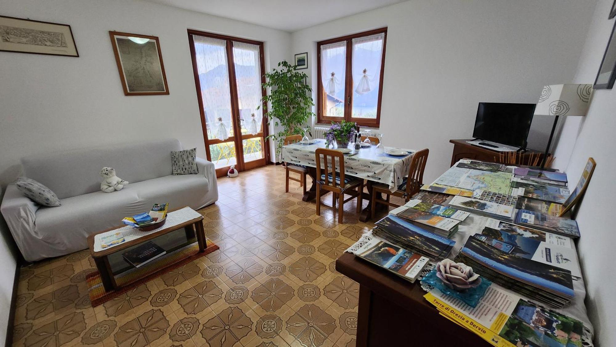 L'ulivo View In Private Street Apartment