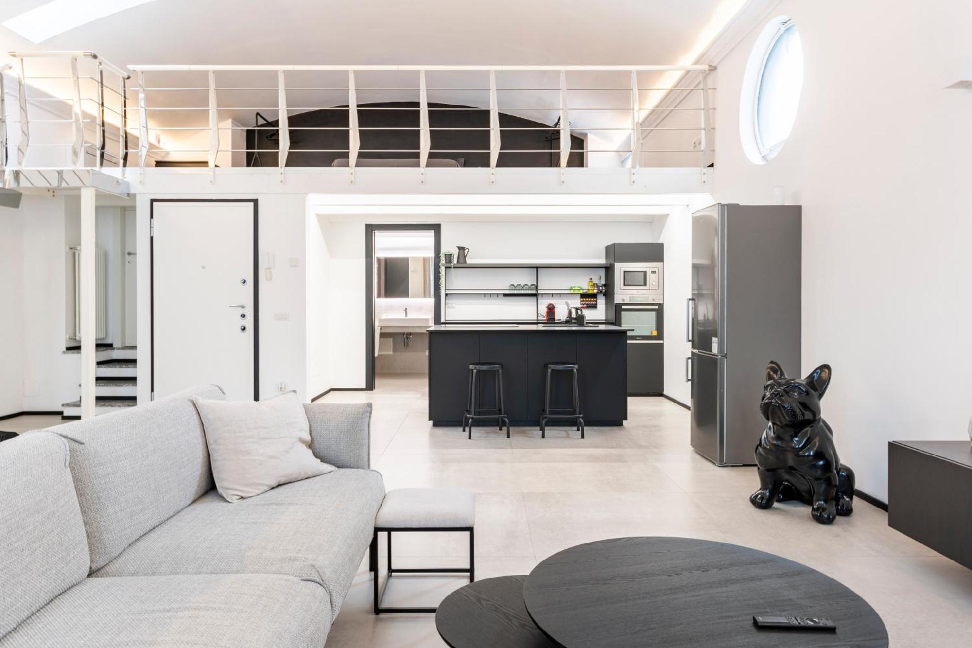 Diaz Novantuno - Luxury Center