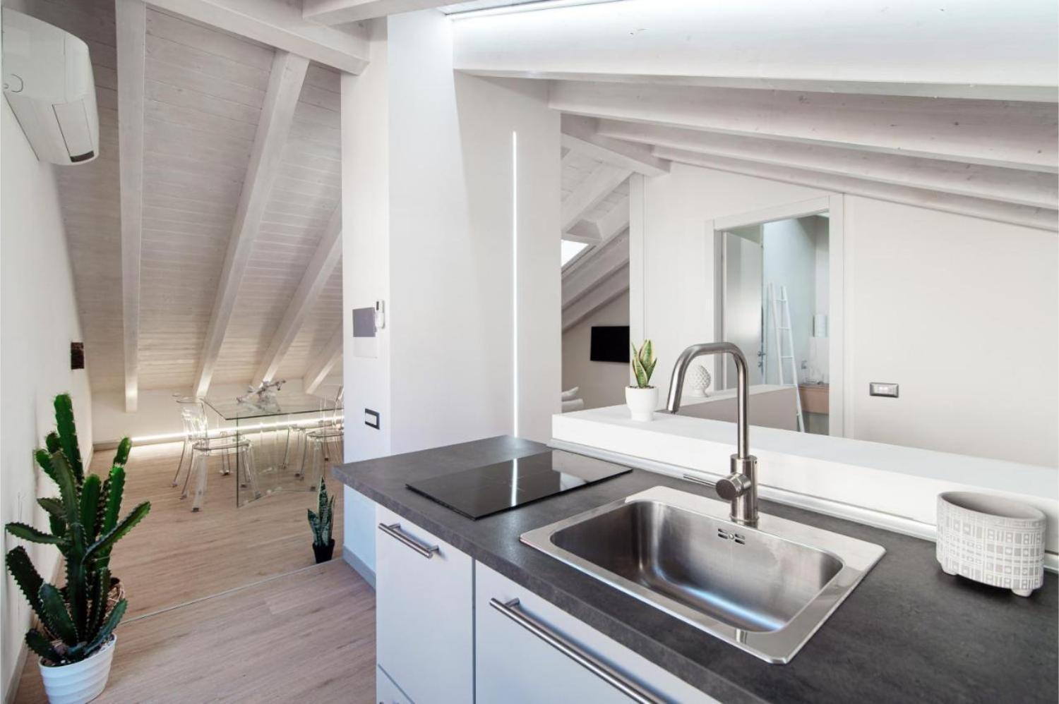 Incanto Del Lago - Lake Cosy Apartment