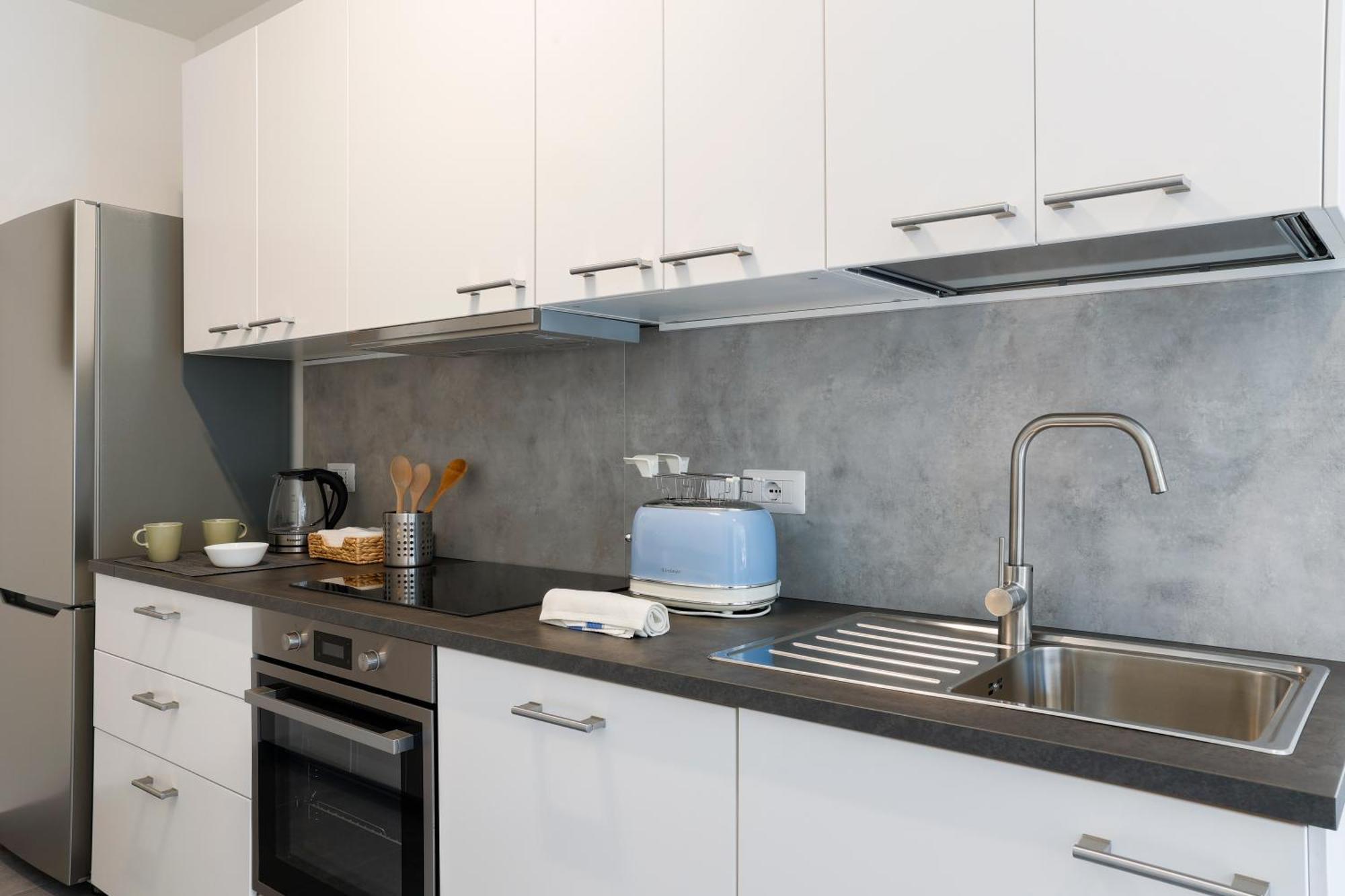 Apartment Eugenia - By Myhomeincomo