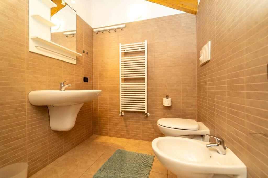Elegante Loft A 100 Metri Dalla Apartment