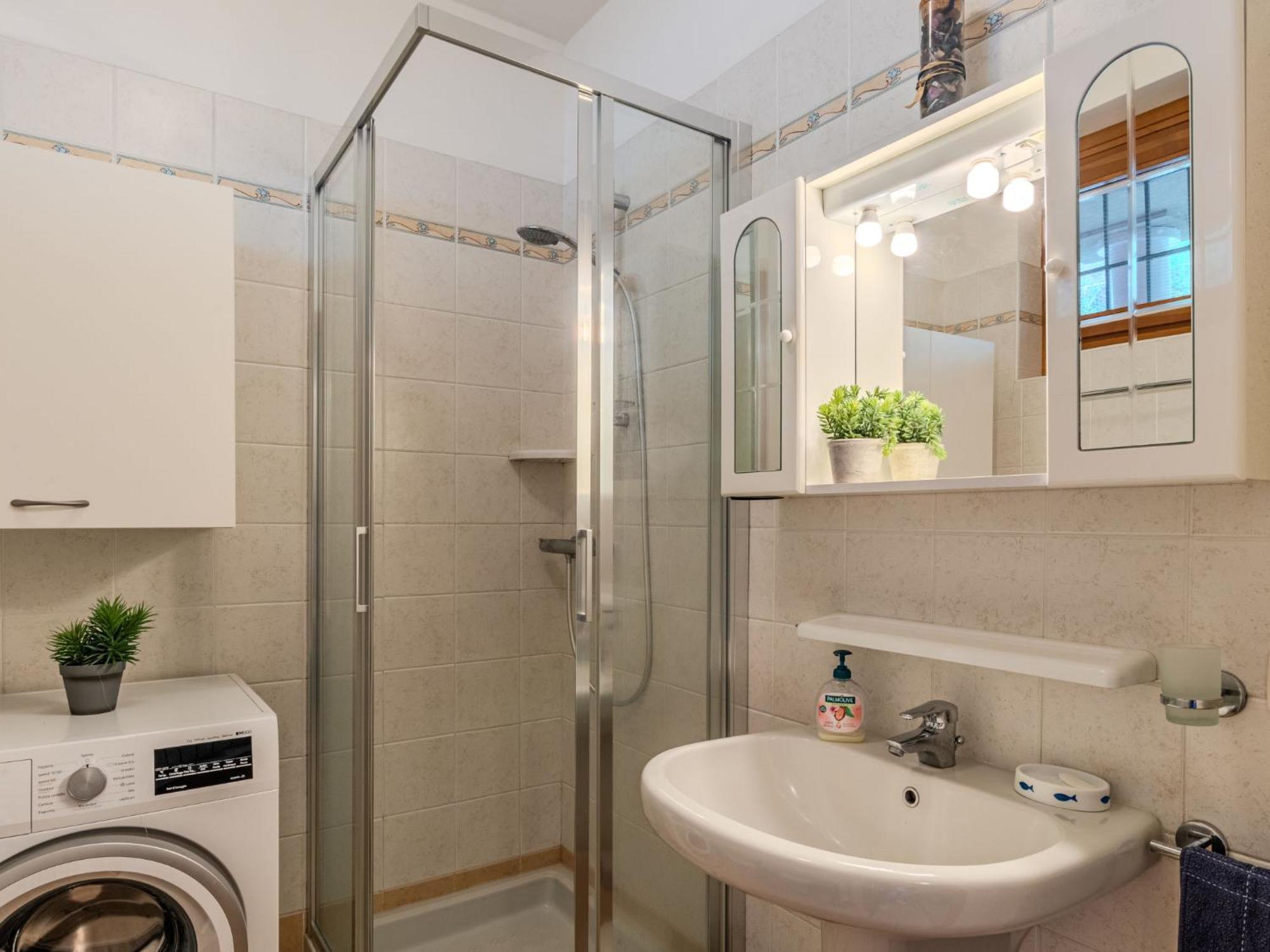Apartment Cristina By Interhome Gravedona