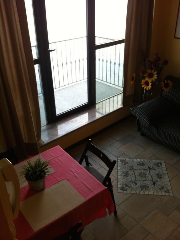 La Perla Del Di - Cir O97o67 Apartment Perledo