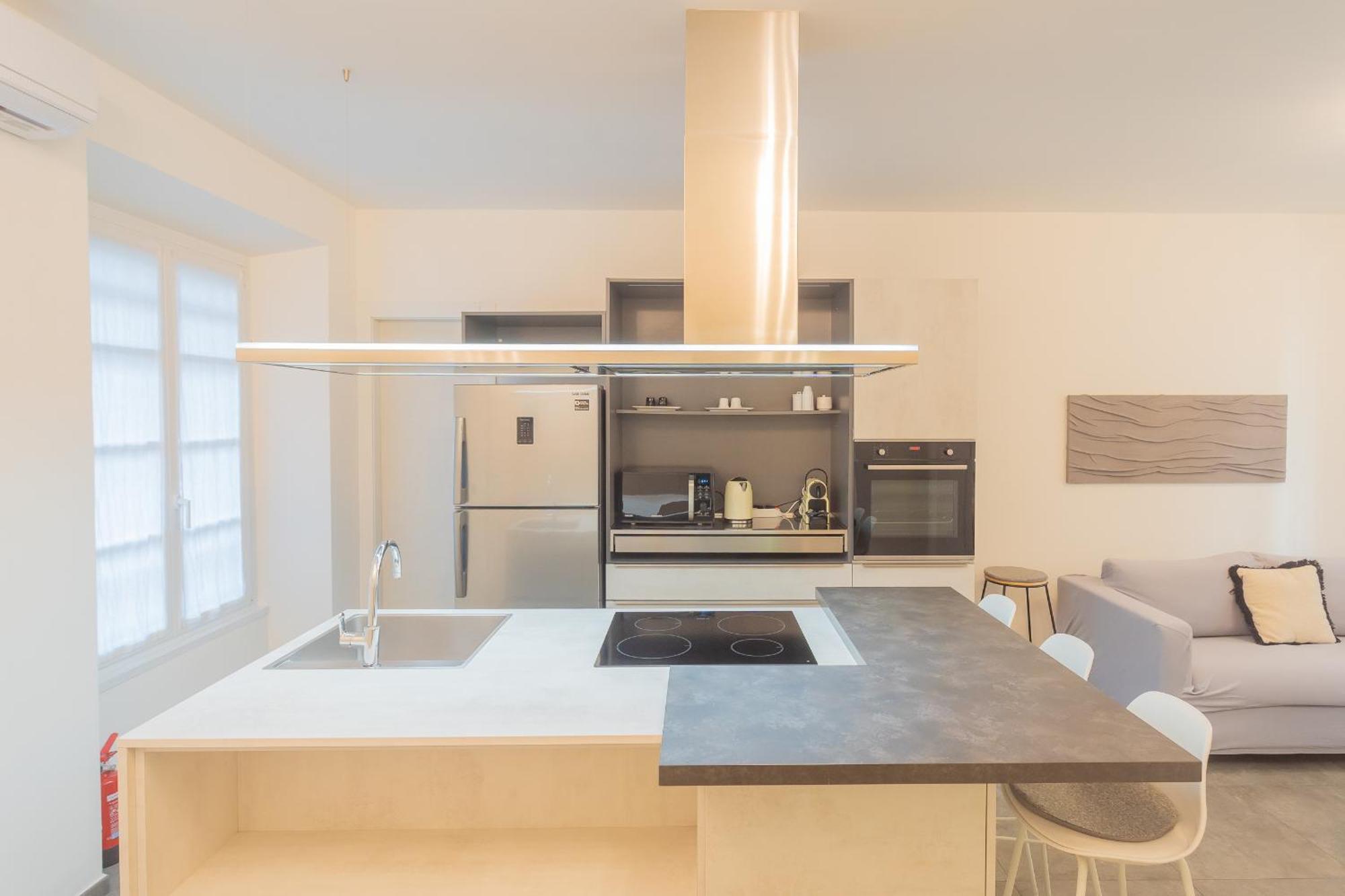 Enchanted - By Rent Apartment *
