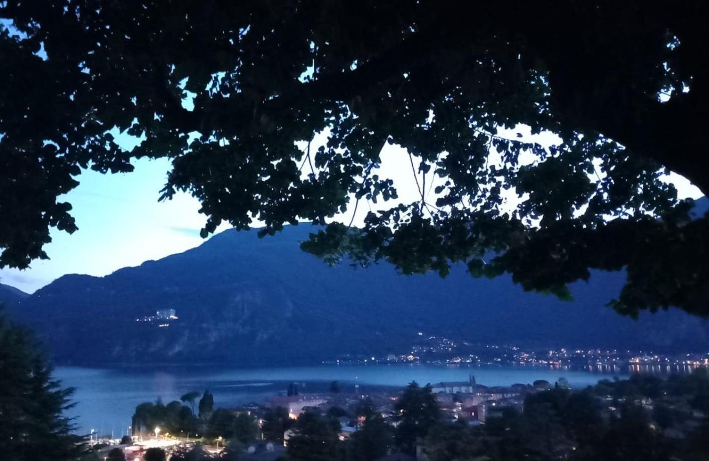 And Guzzi View - *