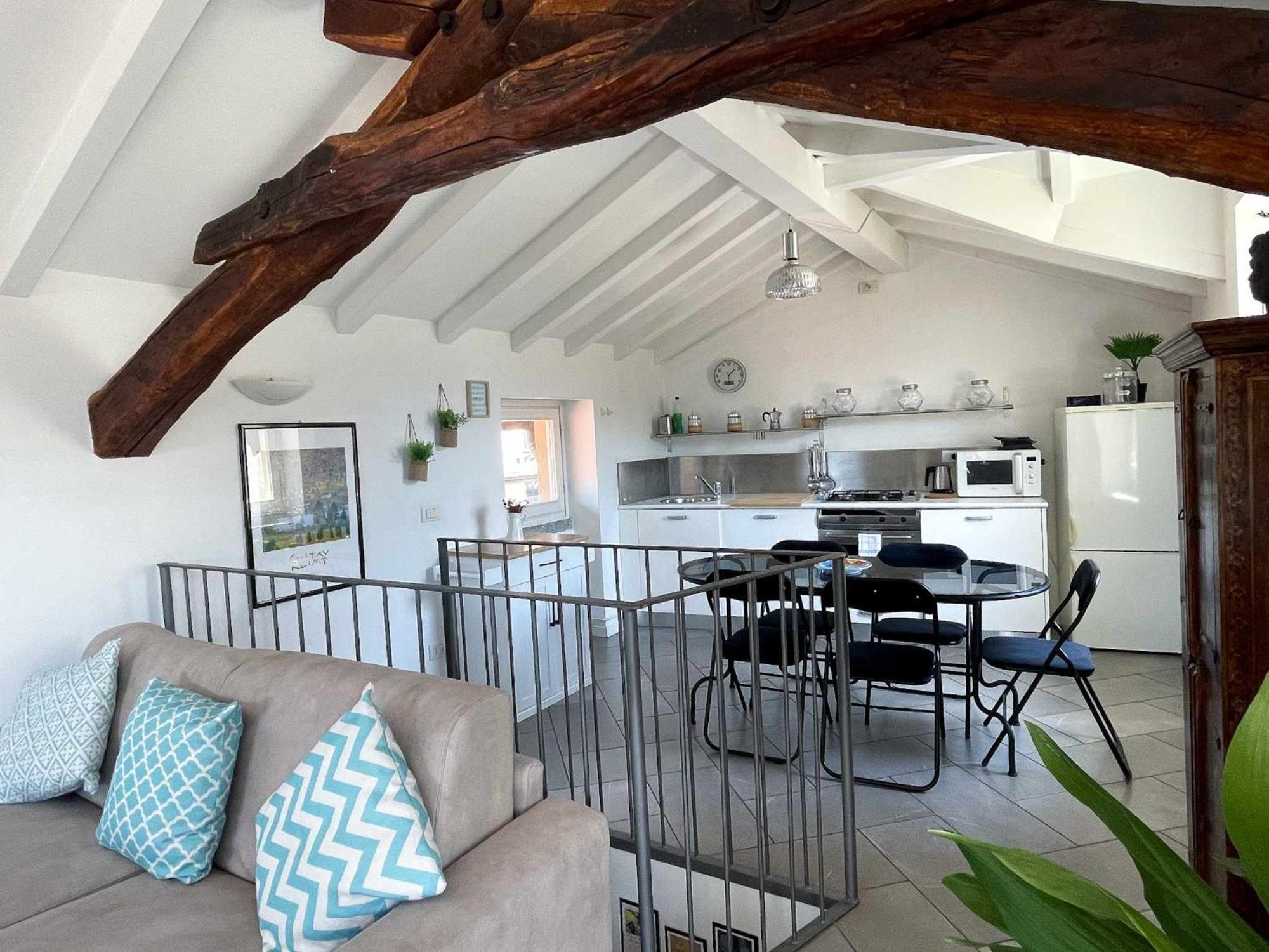 Skyway With Private View Terrace Appartamento *