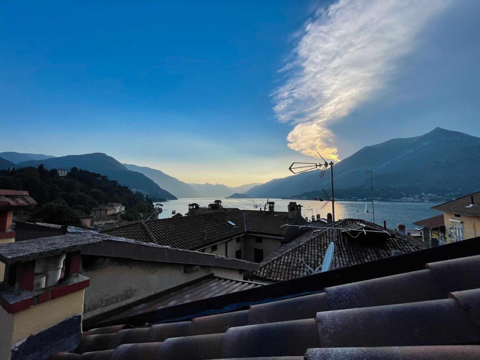 Skyway With Private View Terrace Appartamento
