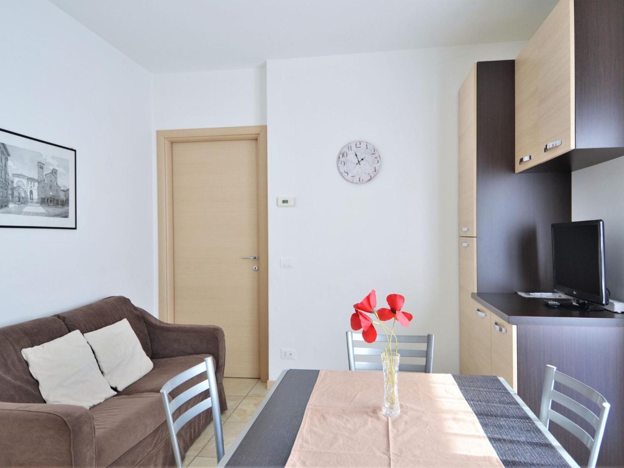 Simplistic In With Balcony Terrace * Dervio