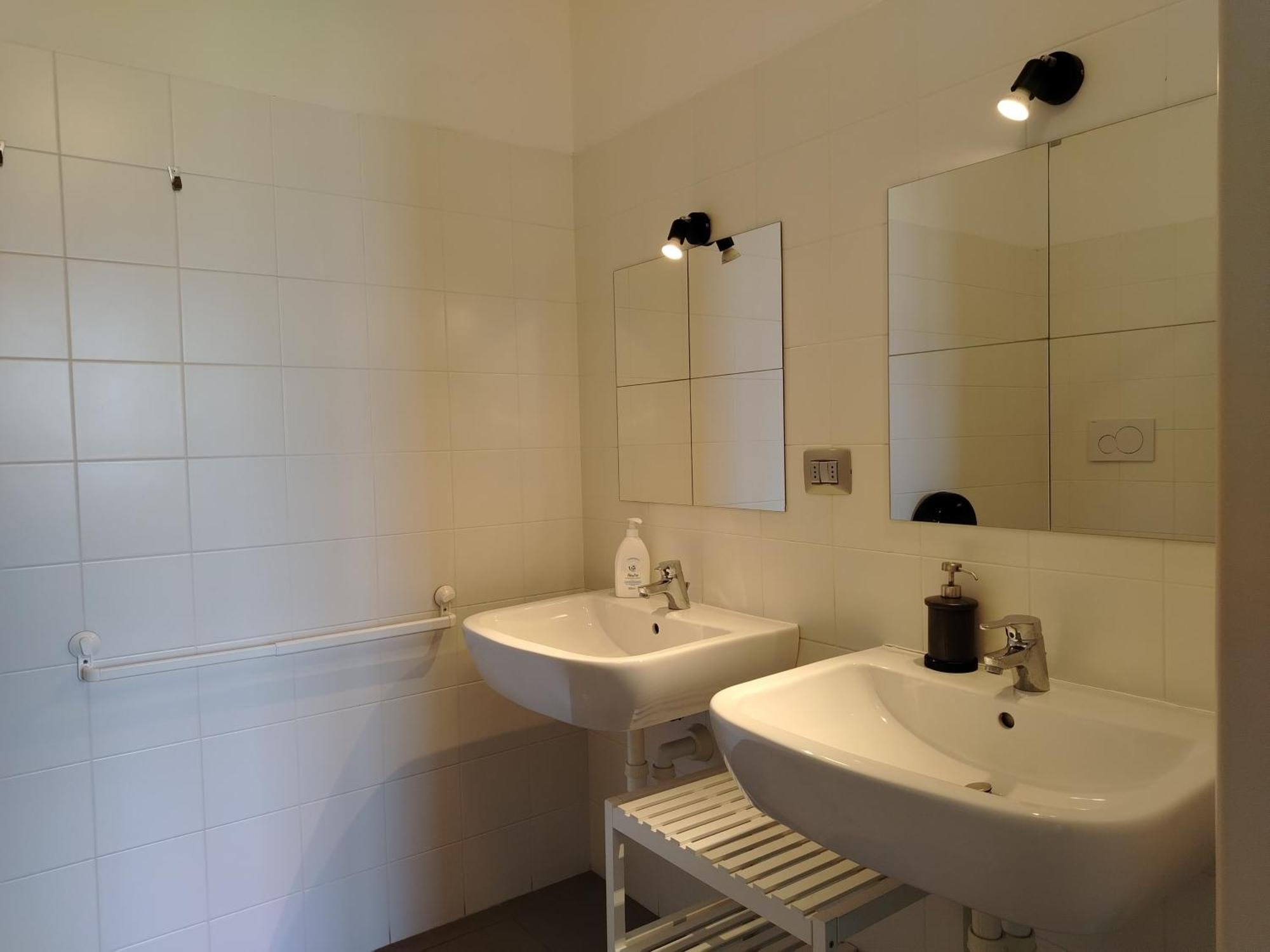 Lake Como Beach Hostel Hostel