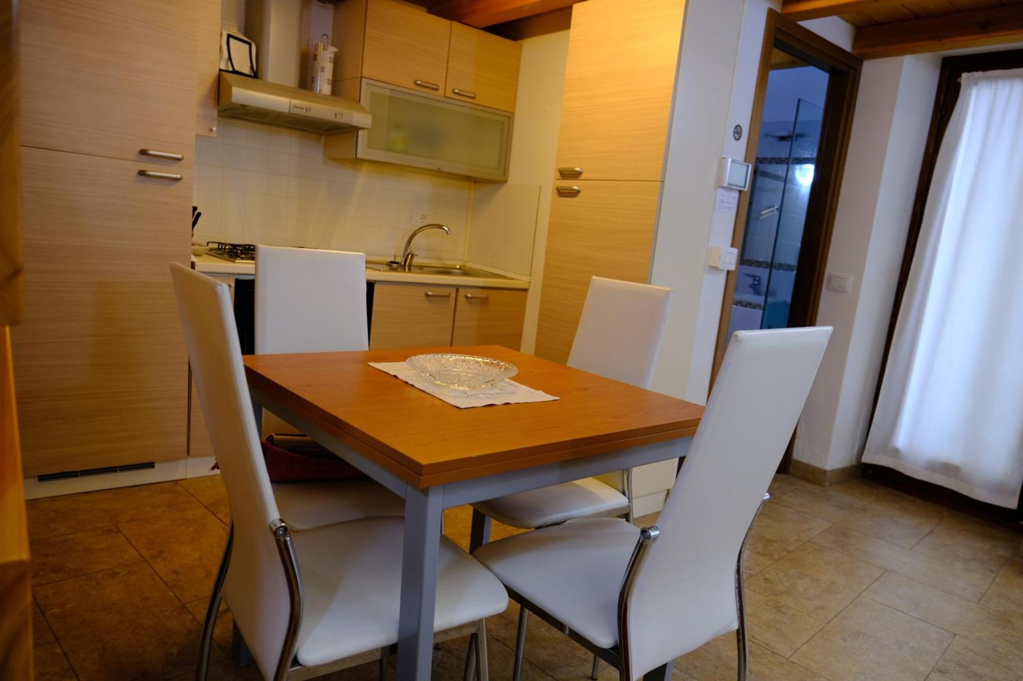 La Casa Dei Sarti Cozy Center Apartment Varenna