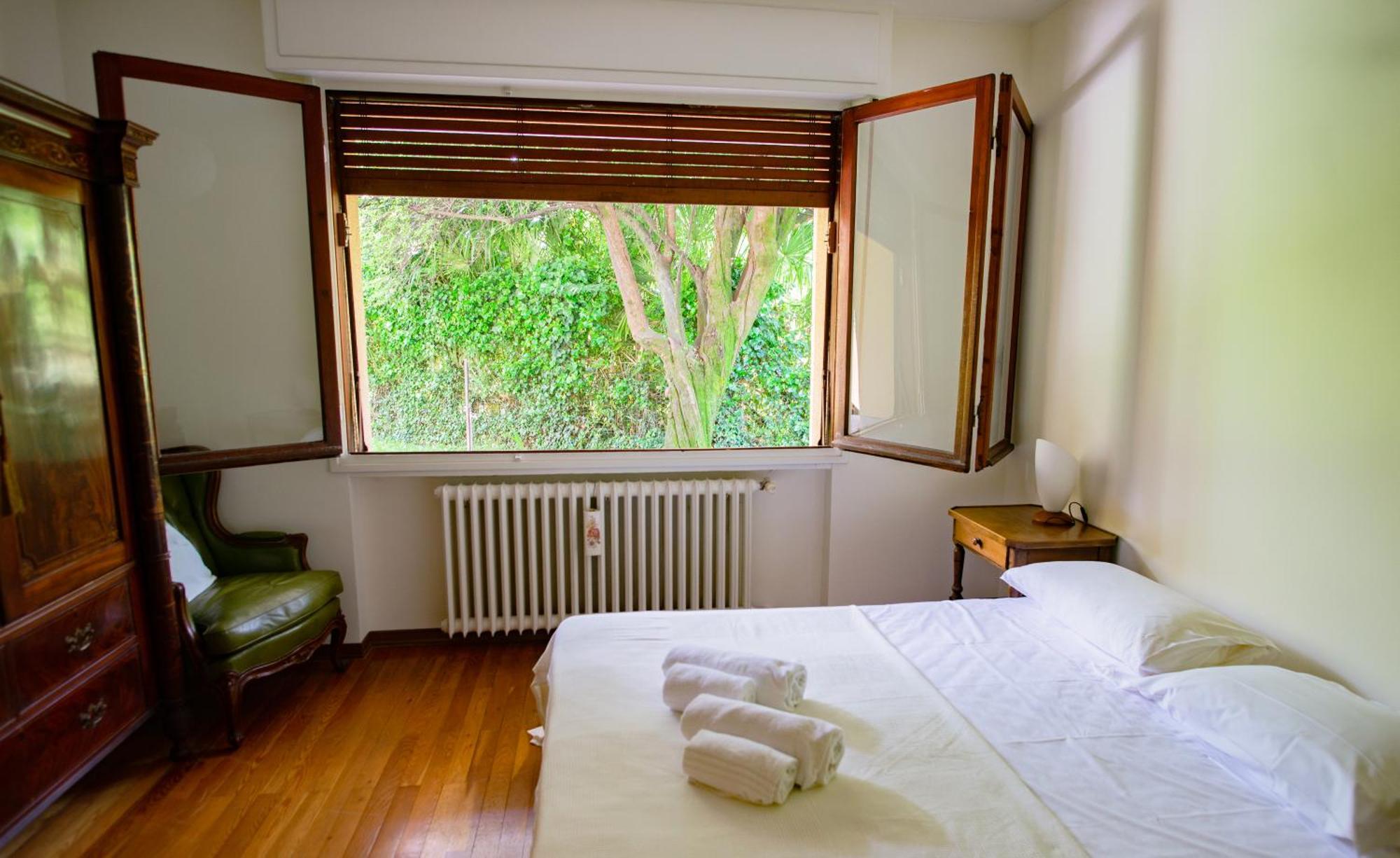 Serene Garden Getaway Apartment
