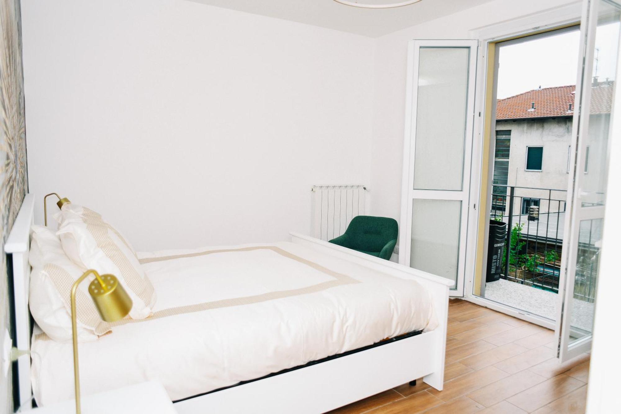 Lora Diamond ,free Parking, Self Check In,3 * Como