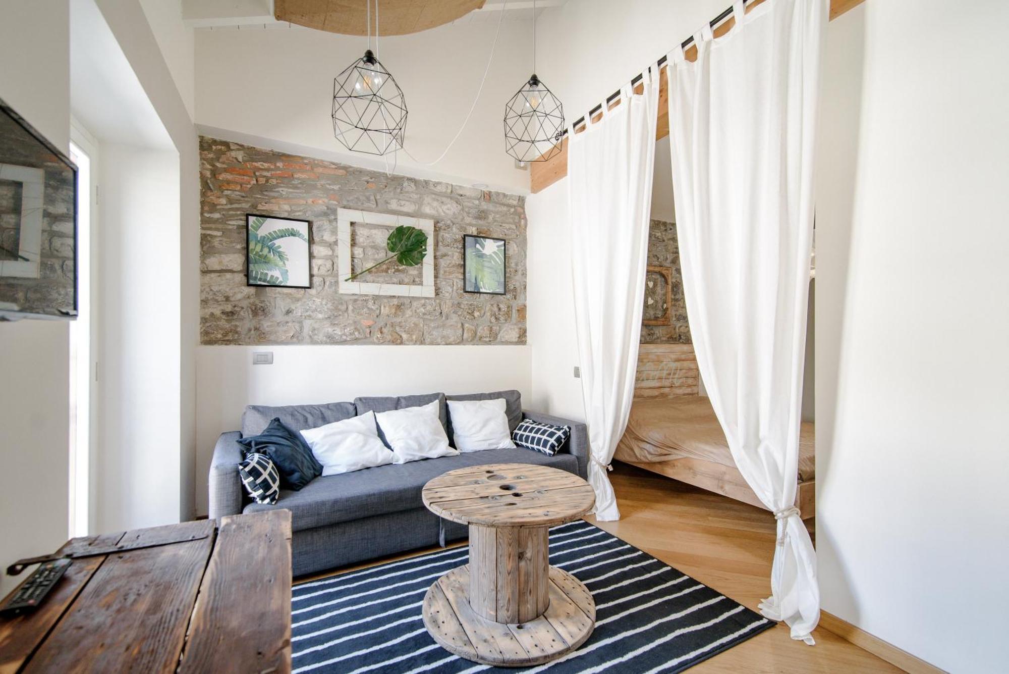 Apartment Gem Of The - Luxury Old Town *