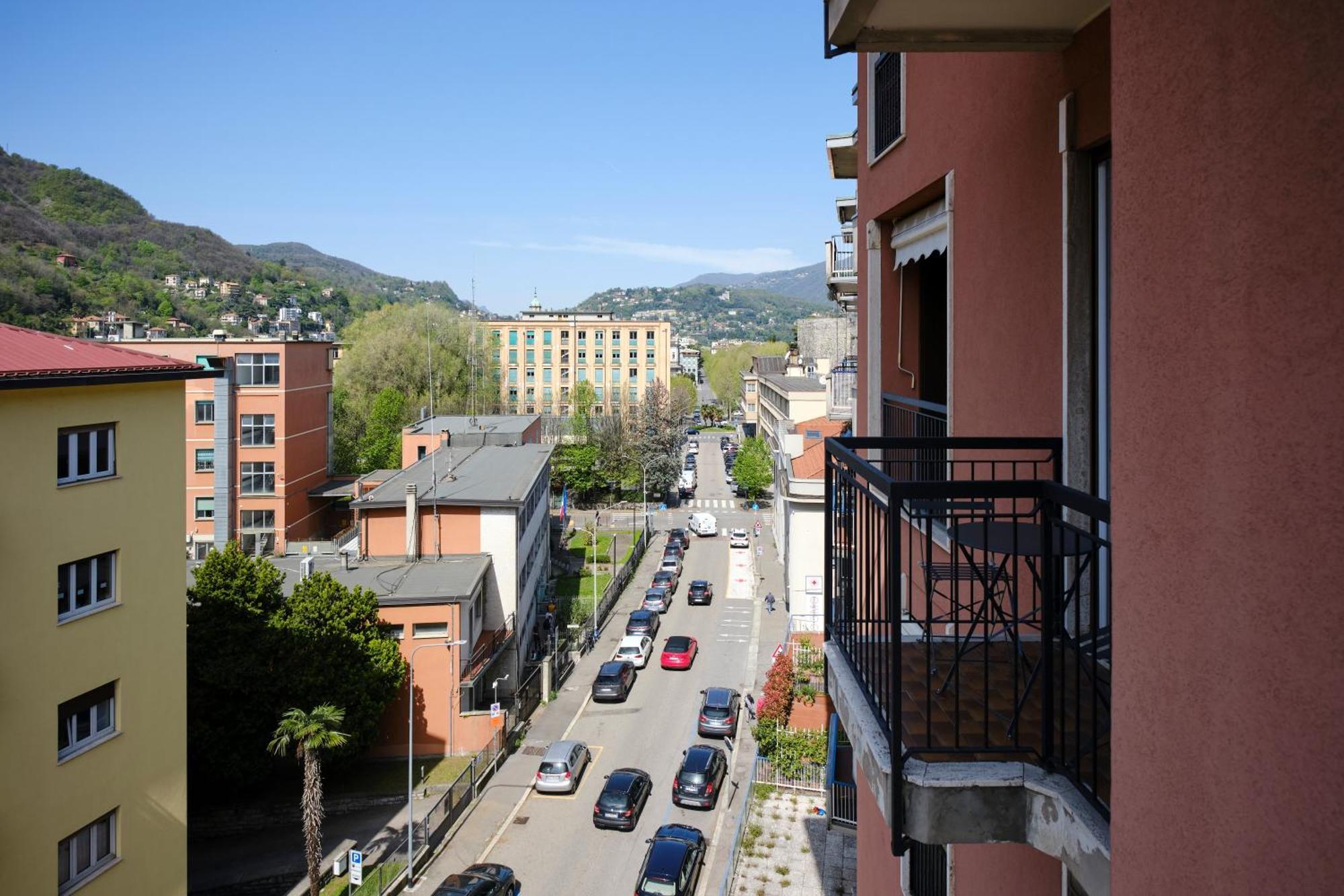 White House & Views Apartment *