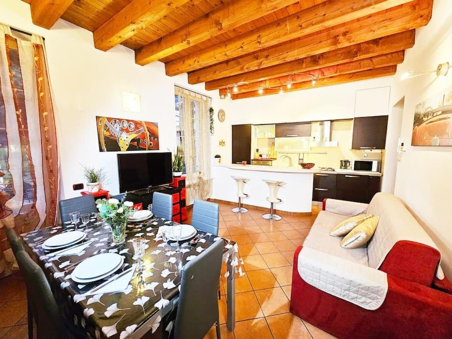 Suprema House, Jacuzzi, Lake 50mt Apartment