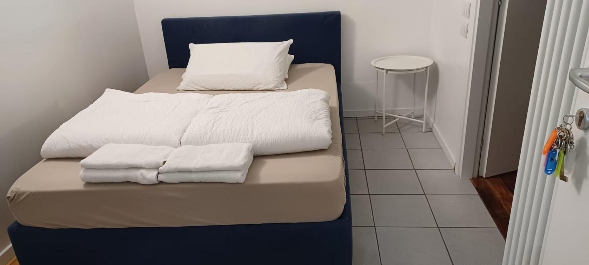 Bed & Breakfast 3 *