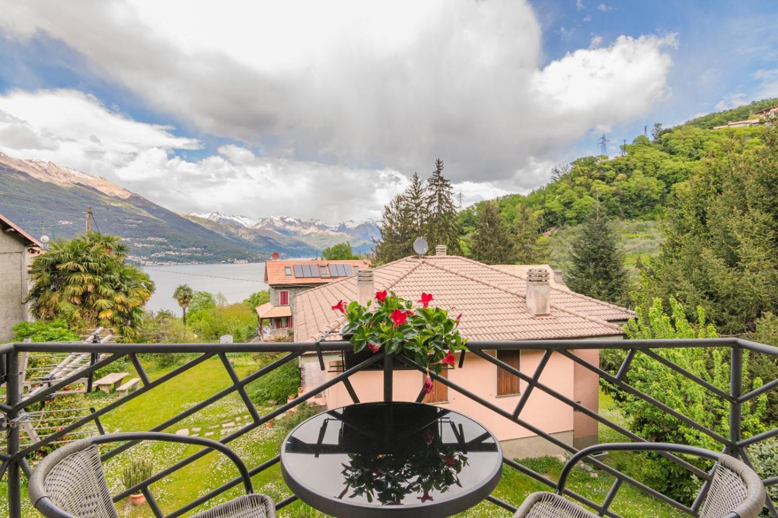 Holiday home Ulivo Perledo